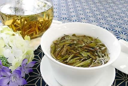 白牡丹茶(White Peony)